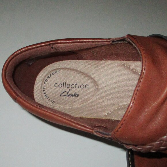 Clarks Collection Womens Tan Leather Loafer - Size 9N - Picture 7 of 9